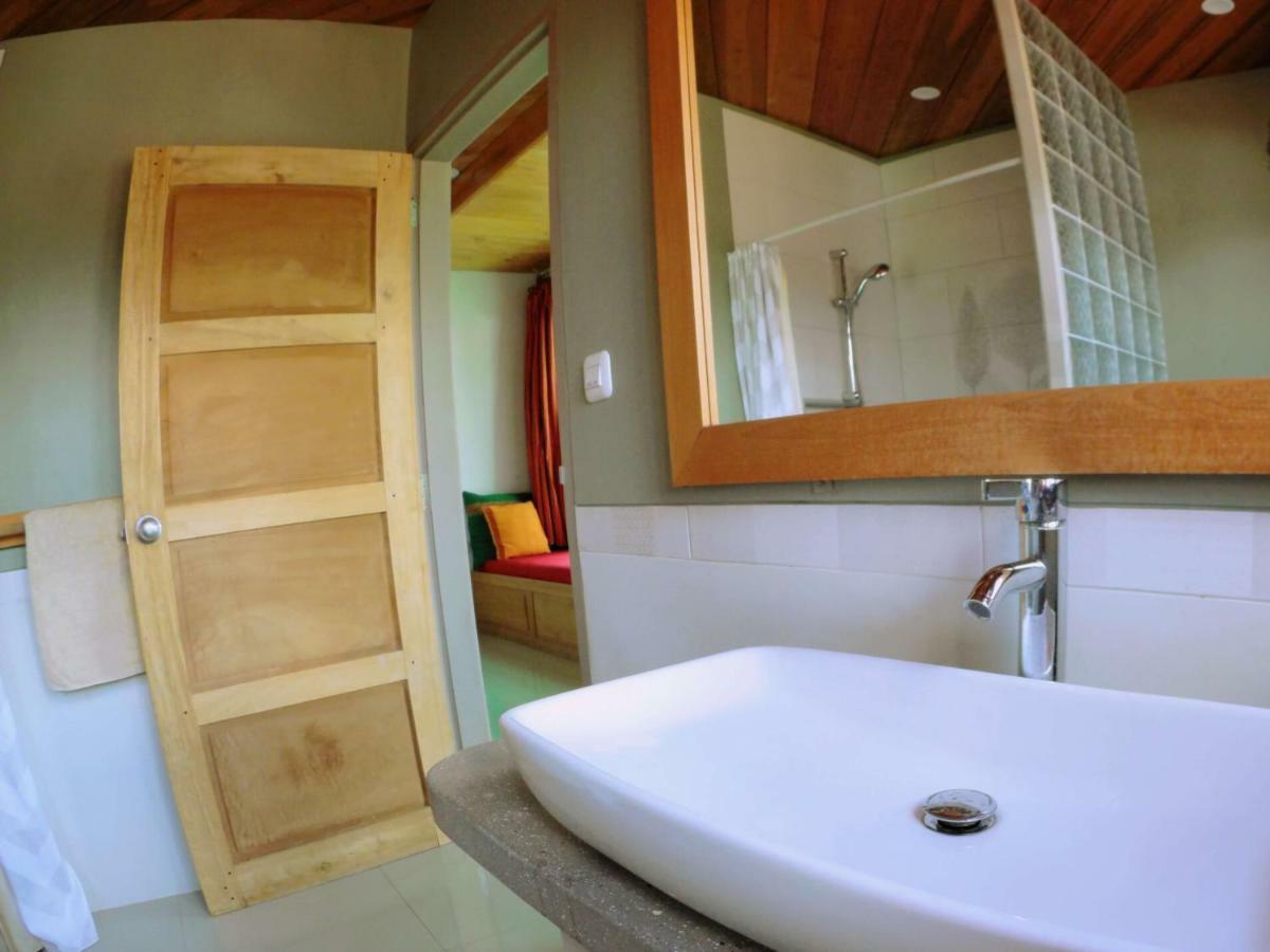 Sulawesi Castle Hotel Rantepao Luaran gambar