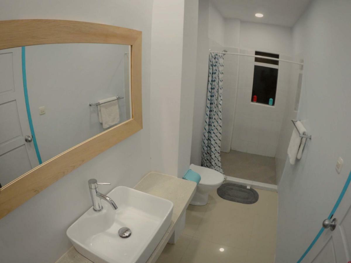 Sulawesi Castle Hotel Rantepao Luaran gambar